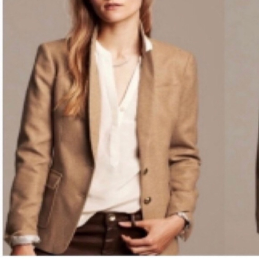 Banana Republic Size 4, Camel Wool Hacking Jacket
